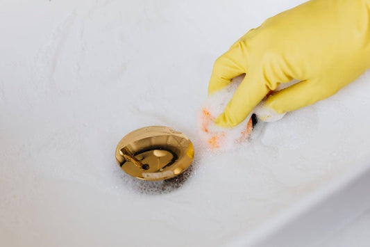 Get Rid of Mold and Mildew Using Simple Bathroom Cleaning Tips - Showery
